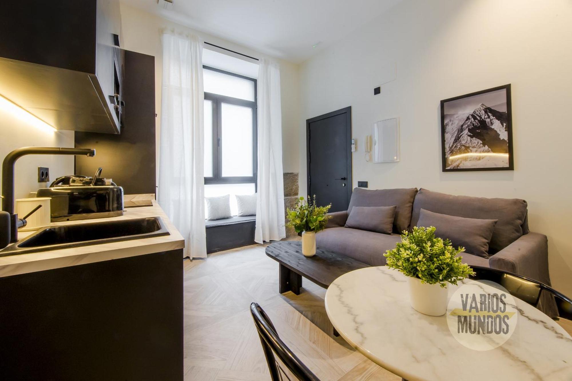 Iconic Apt En Plena Plaza Del Carmen Para 4Pax E3 Madrid Ngoại thất bức ảnh